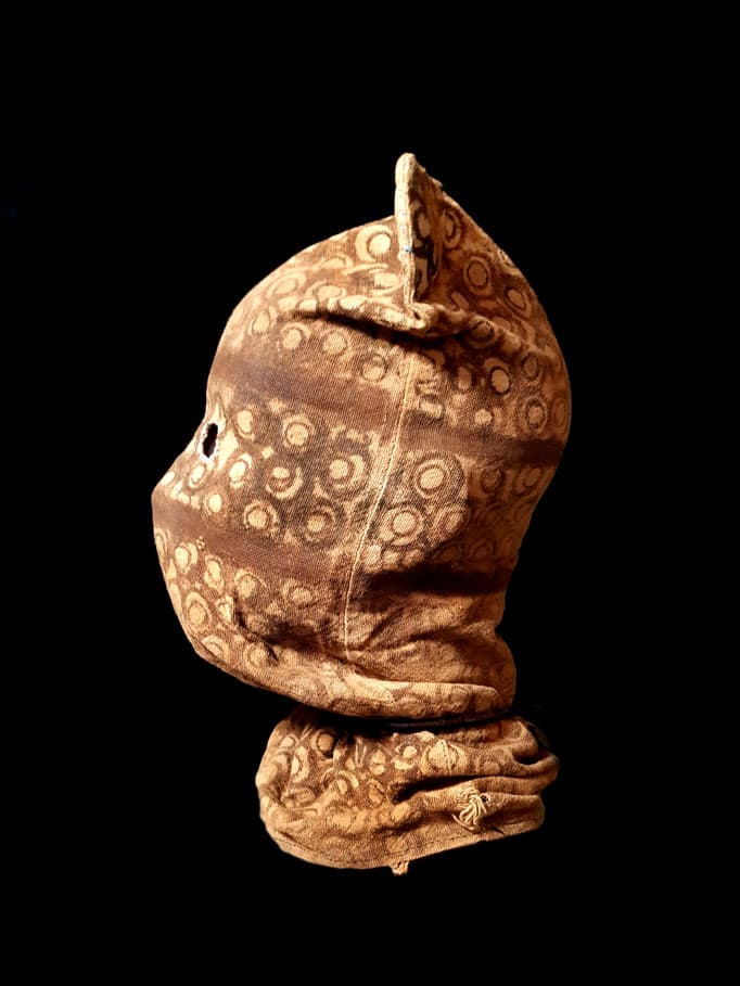 Masque Boloye, vue profil